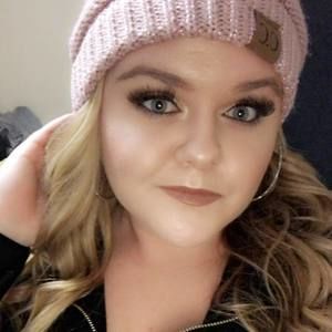 Meet your Posher, Lanie